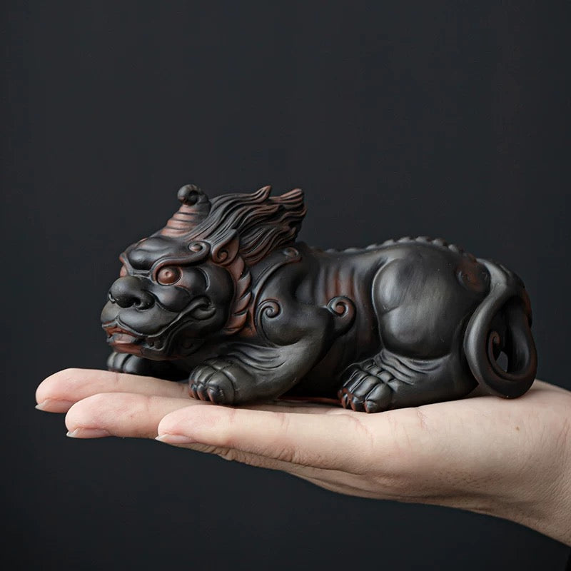 Ceramic Pixiu Wealth Guardian